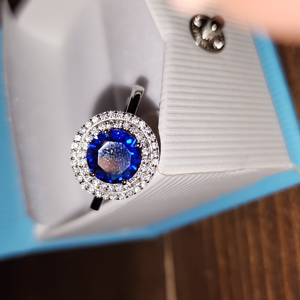 Round 2.20 ct Sapphire Dinner Ring